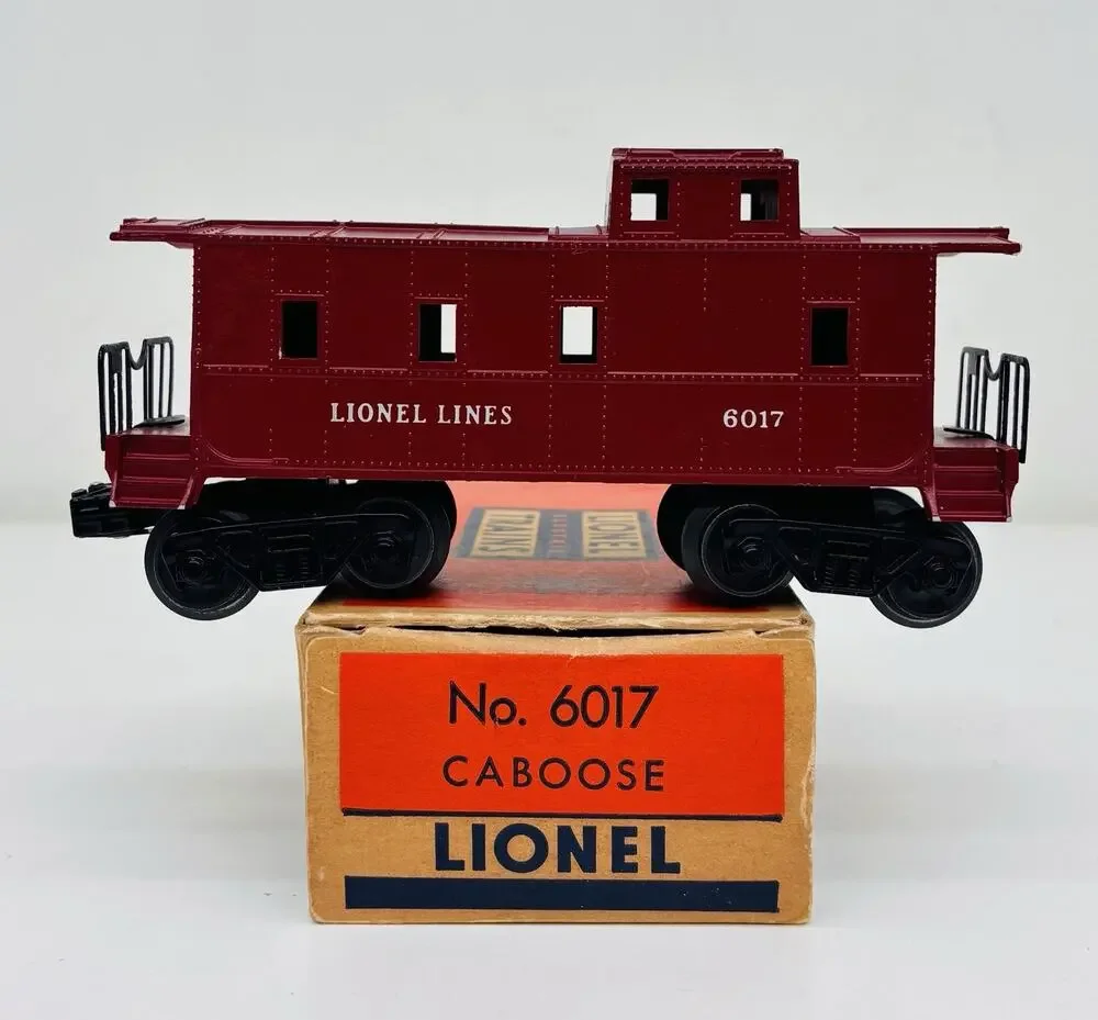 Lionel Postwar Caboose 6017 Maroon w/ Tabs Original Box